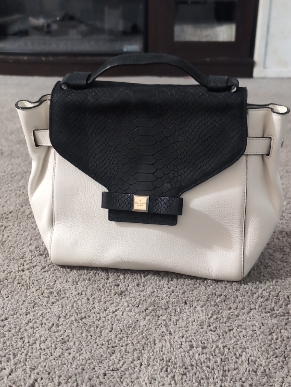 kate spade Black & Cream Textured Flap Top-Handle Satchel Dnd